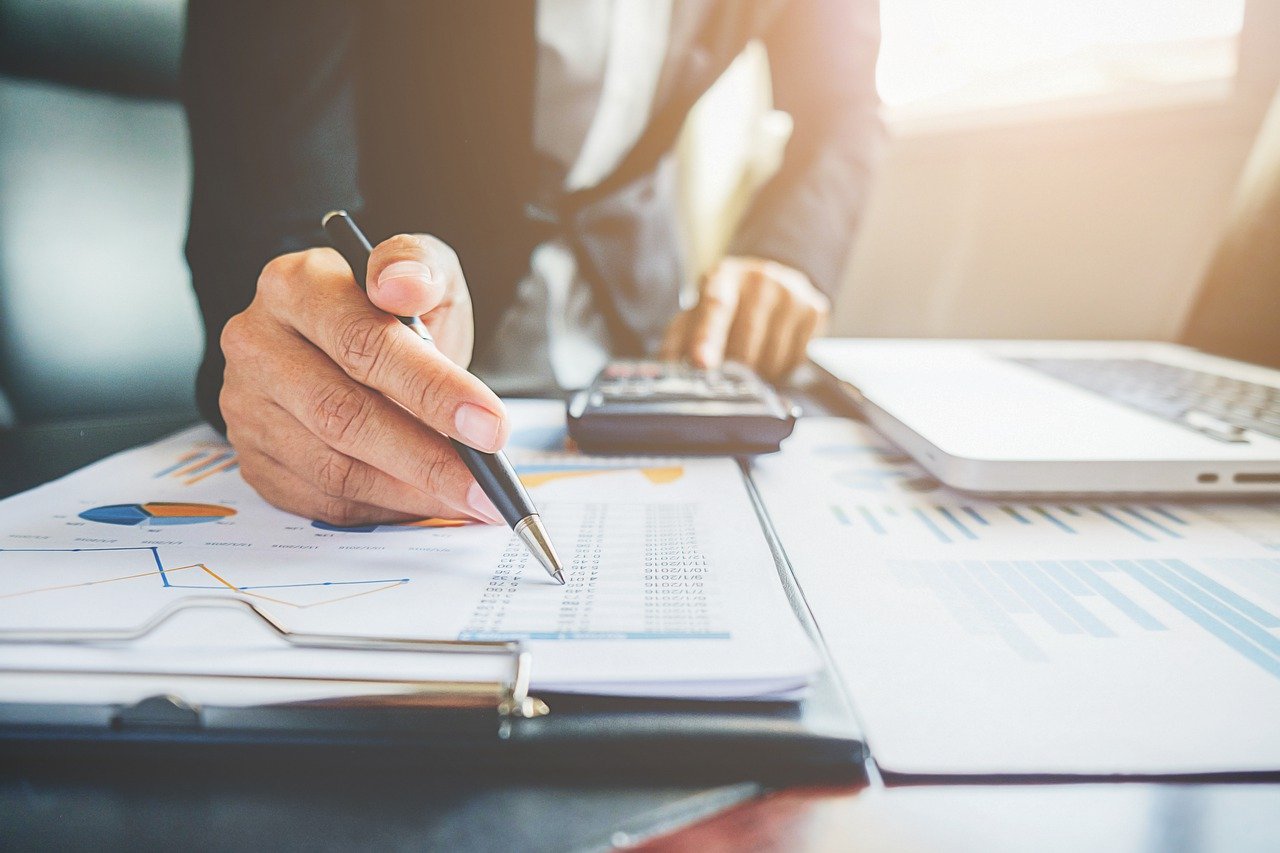 Sviluppo siti web Professioni economiche e aziendali-in-Avellino
